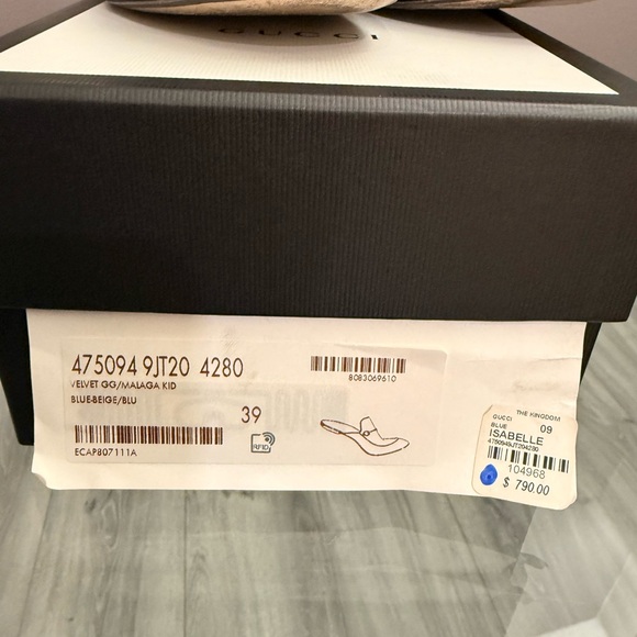 Gucci Princetown Navy Velvet Slip-On Mules with Gold Horsebit Detail - Picture 4 of 10